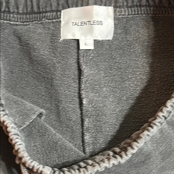 TALENTLESS Gray Athletic Shorts Elastic Waistband Drawstring Large W 15.5 I 3.5” - Picture 7 of 7